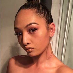 Meet your Posher, Leeann